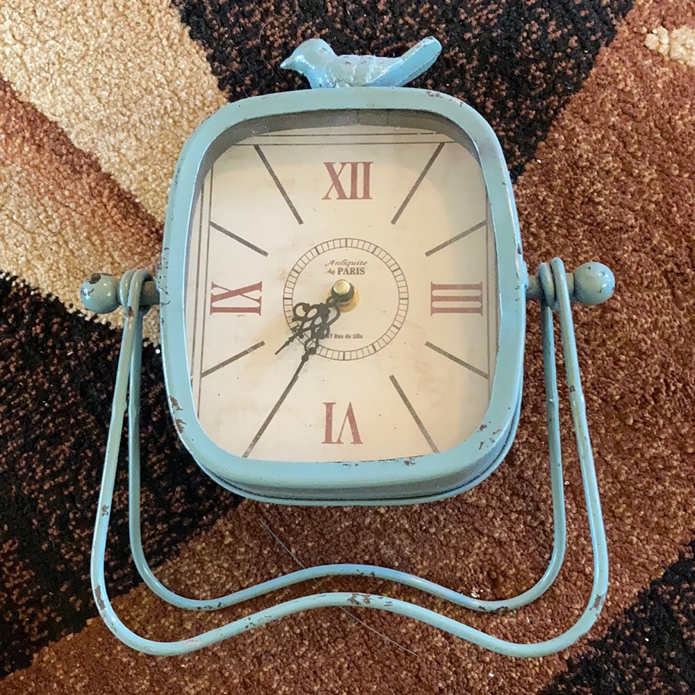 Tabletop metal clock